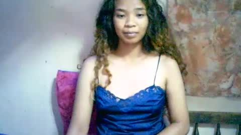 roxanne_98 online show from December 20, 2:52 am