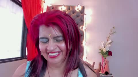 Snapshot of roxettemature chatting on January 25, 2:36 pm RoxetteMature online show from January 25, 2:36 pm