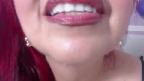 Snapshot of roxettemature chatting on October 12, 12:15 pm RoxetteMature online show from October 12, 12:15 pm