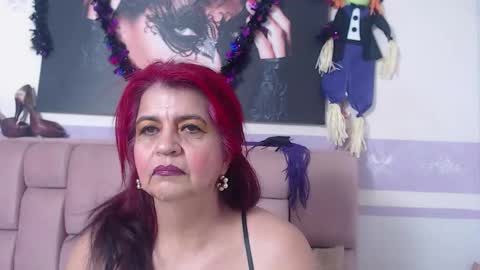Snapshot of roxettemature chatting on October 19, 12:06 pm RoxetteMature online show from October 19, 12:06 pm