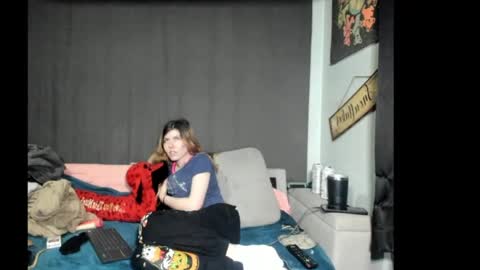 roxihazeleyes online show from February 23, 11:57 pm