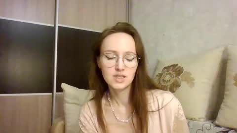 Snapshot of roxxywharton chatting on January 13, 7:00 am Roxxy Wharton online show from January 13, 7:00 am