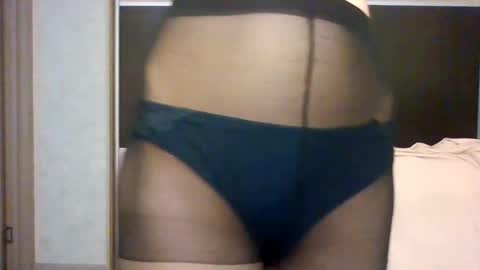 Snapshot of roxxywharton chatting on February 16, 9:15 am Roxxy Wharton online show from February 16, 9:15 am