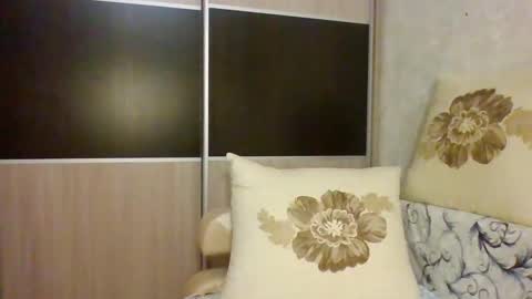 Snapshot of roxxywharton chatting on March 4, 5:53 am Roxxy Wharton online show from March 4, 5:53 am
