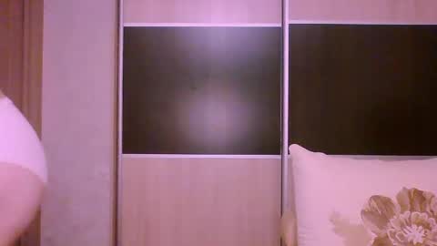 Roxxy Wharton online show from June 4, 11:49 am