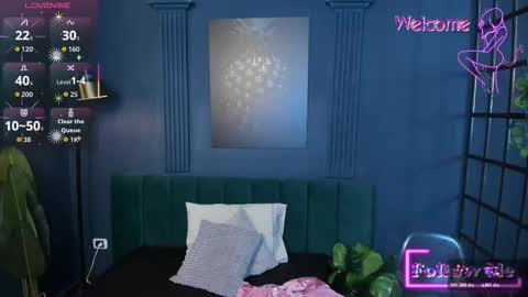 Snapshot of roxy_hell chatting on January 18, 12:20 pm Roxy hell online show from January 18, 12:20 pm