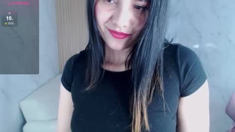 Roxy online show from March 10, 1:38 pm