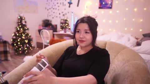 roxysuh online show from February 19, 11:06 am