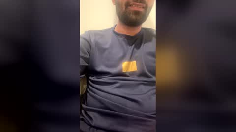 roy018 online show from April 4, 12:46 pm