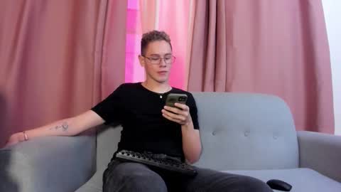 Snapshot of royal_fantasy2 chatting on September 27, 8:03 pm Kairo online show from September 27, 8:03 pm