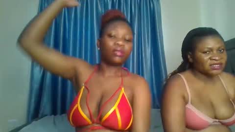 Snapshot of royal_goddes chatting on October 23, 12:04 pm goddes online show from October 23, 12:04 pm