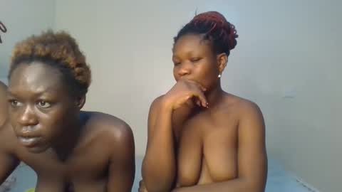 Snapshot of royal_goddes chatting on November 5, 11:16 pm goddes online show from November 5, 11:16 pm