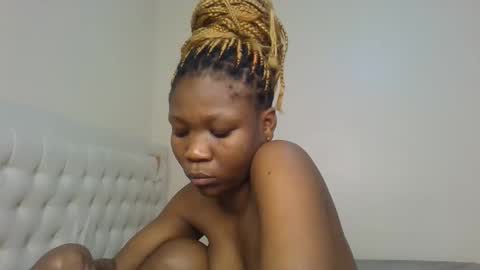 Snapshot of royal_goddes chatting on November 16, 9:59 am goddes online show from November 16, 9:59 am