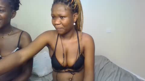 Snapshot of royal_goddes chatting on November 18, 1:26 pm goddes online show from November 18, 1:26 pm