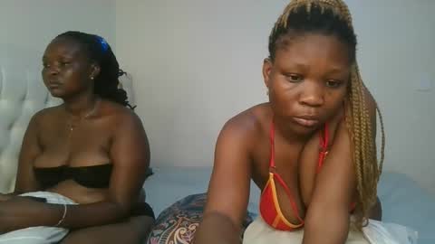 Snapshot of royal_goddes chatting on December 5, 12:47 pm goddes online show from December 5, 12:47 pm