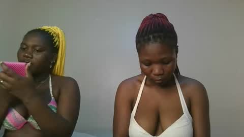 Snapshot of royal_goddes chatting on December 21, 10:00 am goddes online show from December 21, 10:00 am