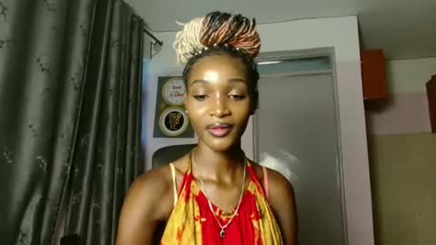 Softluxe online show from April 1, 8:48 am