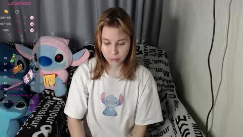 angela online show from September 12, 1:44 pm