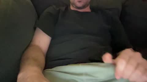 Snapshot of roythegil chatting on October 2, 11:12 pm roythegil online show from October 2, 11:12 pm