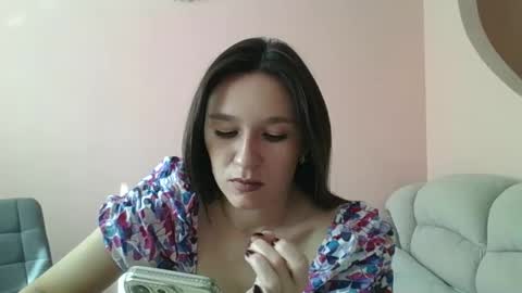 Snapshot of roza05x chatting on October 21, 8:26 am Roza05x online show from October 21, 8:26 am