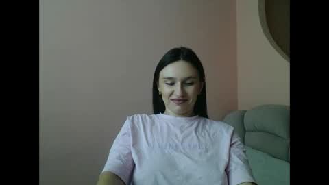 Snapshot of roza05x chatting on October 23, 11:31 am Roza05x online show from October 23, 11:31 am