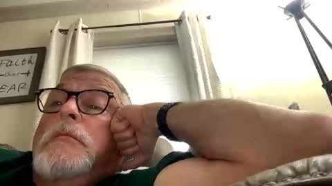 rs006 online show from October 20, 1:44 pm