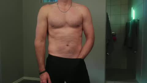rshaw2891 online show from June 26, 1:21 am