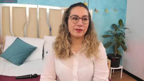 Snapshot of rubby_taylor chatting on April 29, 2:43 pm RubbyTaylor online show from April 29, 2:43 pm
