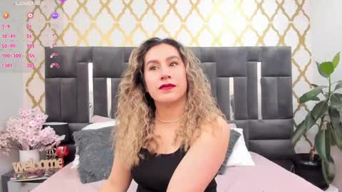 Snapshot of rubby_taylor chatting on May 26, 2:35 pm RubbyTaylor online show from May 26, 2:35 pm