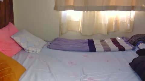 Rosee online show from April 6, 8:15 am