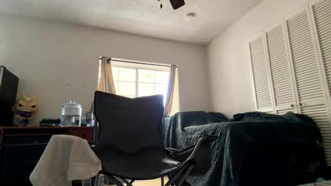 rubenzaragosa09 online show from April 5, 5:10 pm