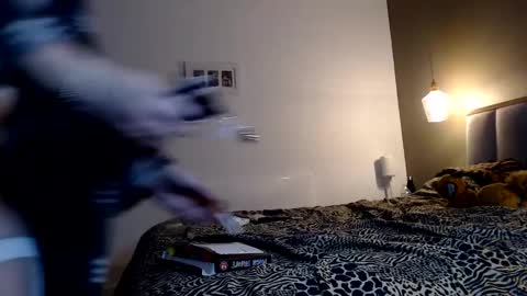 Snapshot of rubix_cubez chatting on November 25, 1:00 pm Rubix cubez online show from November 25, 1:00 pm