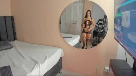 Snapshot of ruby_tylor chatting on November 25, 12:38 pm ruby online show from November 25, 12:38 pm