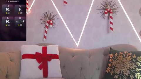  Ruby Divine online show from December 2, 6:30 am