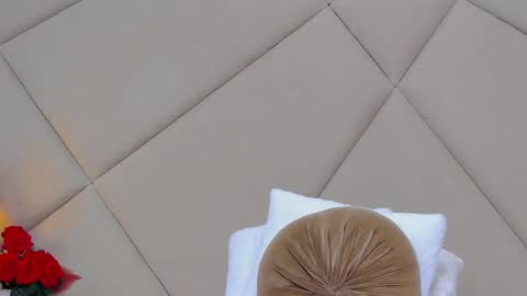 Snapshot of rubyluxee chatting on February 12, 12:22 pm Ruby Luxe online show from February 12, 12:22 pm