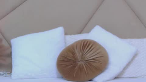 Snapshot of rubyluxee chatting on February 25, 9:20 am Ruby Luxe online show from February 25, 9:20 am