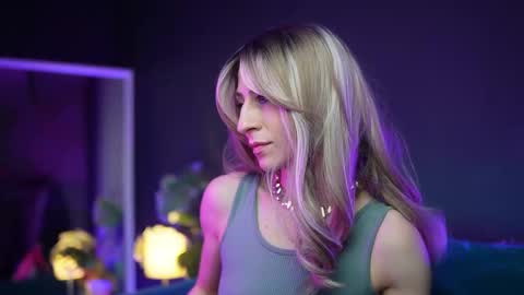 Snapshot of rubyrya chatting on February 27, 11:16 pm Ruby online show from February 27, 11:16 pm