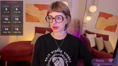 Snapshot of rubytwinkle chatting on November 17, 8:58 pm Ruby online show from November 17, 8:58 pm