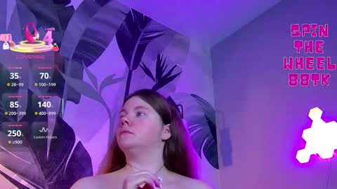 Snapshot of rubyvalen chatting on September 29, 1:11 am Ruby online show from September 29, 1:11 am