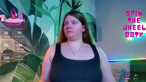 Snapshot of rubyvalen chatting on October 10, 12:42 am Ruby online show from October 10, 12:42 am