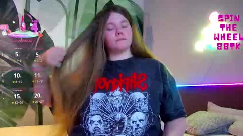 Snapshot of rubyvalen chatting on January 19, 1:09 am Ruby online show from January 19, 1:09 am