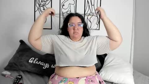Snapshot of rubyy_24 chatting on October 18, 7:14 pm I am Ruby online show from October 18, 7:14 pm