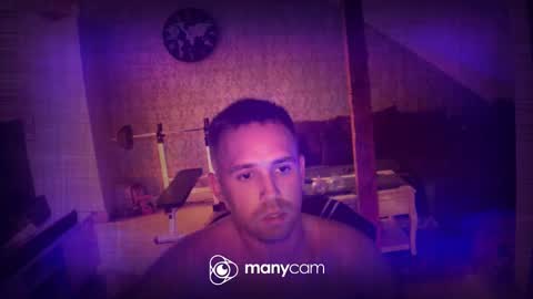 rudeboyyy91 online show from December 8, 9:52 pm