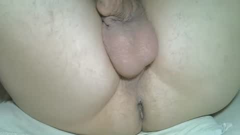 Snapshot of rudisuzzy chatting on February 4, 10:02 pm rudisuzzy 1 online show from February 4, 10:02 pm