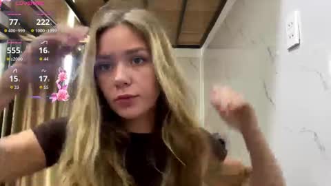 KaY online show from July 18, 8:51 am