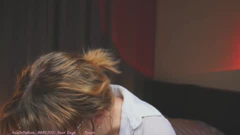 Mila online show from March 28, 5:12 pm