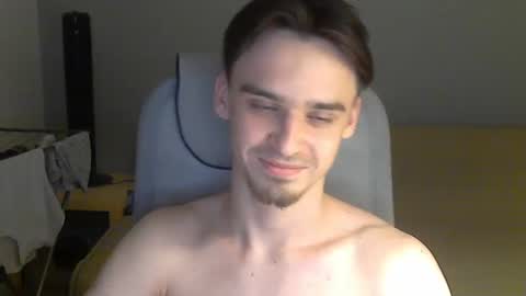 Snapshot of rufuspit chatting on December 11, 9:01 pm Rufus online show from December 11, 9:01 pm