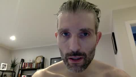 Snapshot of rugbymvp chatting on February 20, 1:51 pm rugbymvp online show from February 20, 1:51 pm