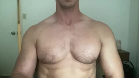 Snapshot of runfasterxo chatting on December 5, 1:49 pm runfasterxo online show from December 5, 1:49 pm