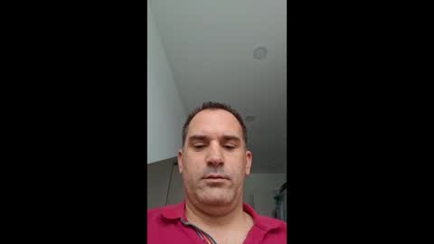 Snapshot of runner1978 chatting on February 6, 11:35 am runner1978 online show from February 6, 11:35 am